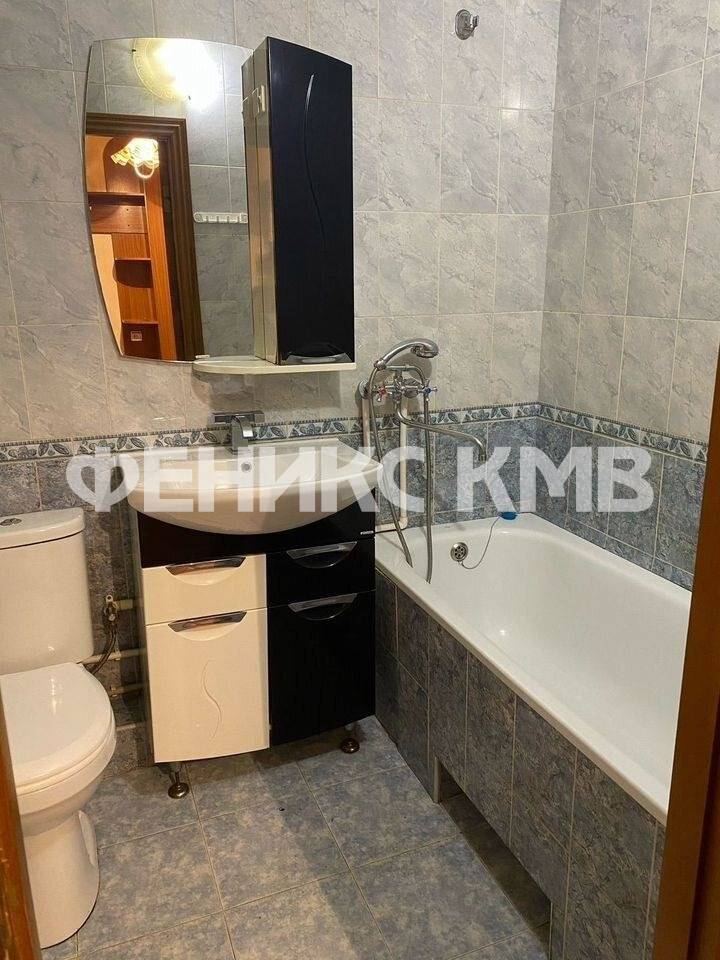 photo_5375481334694277297_y