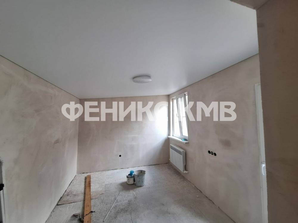 photo_5361753231941825155_y