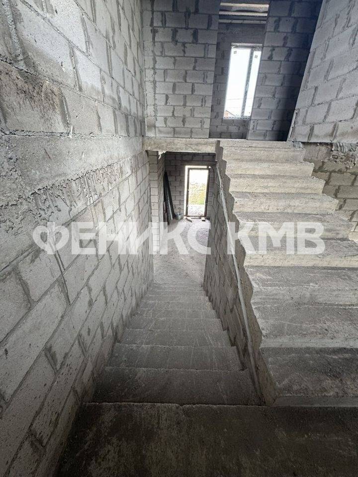 photo_5397759188324708223_y