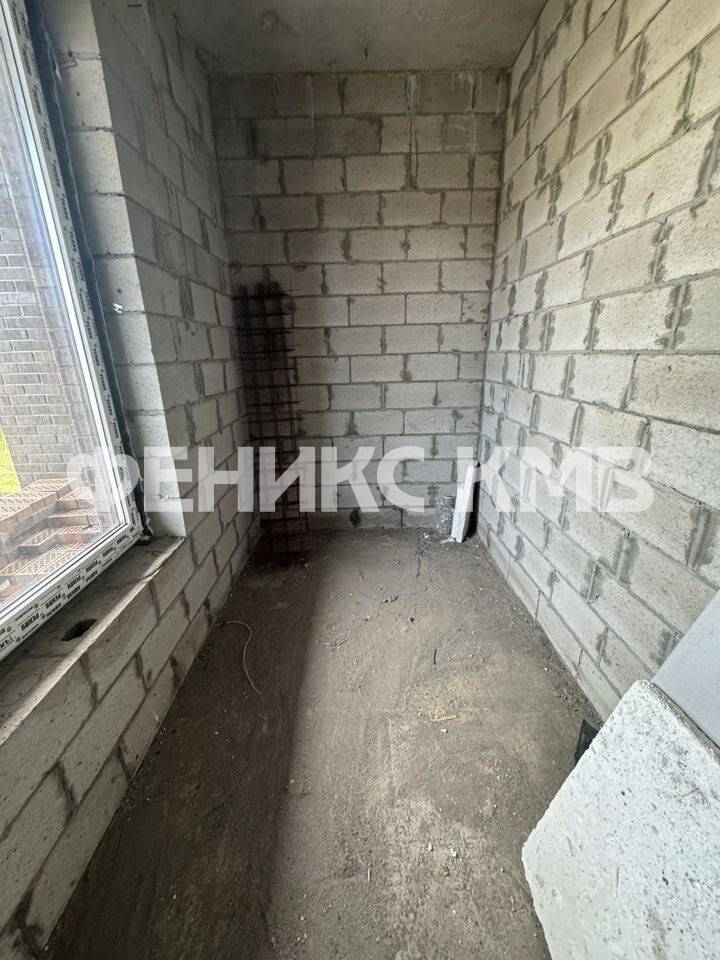 photo_5397995918332129598_y