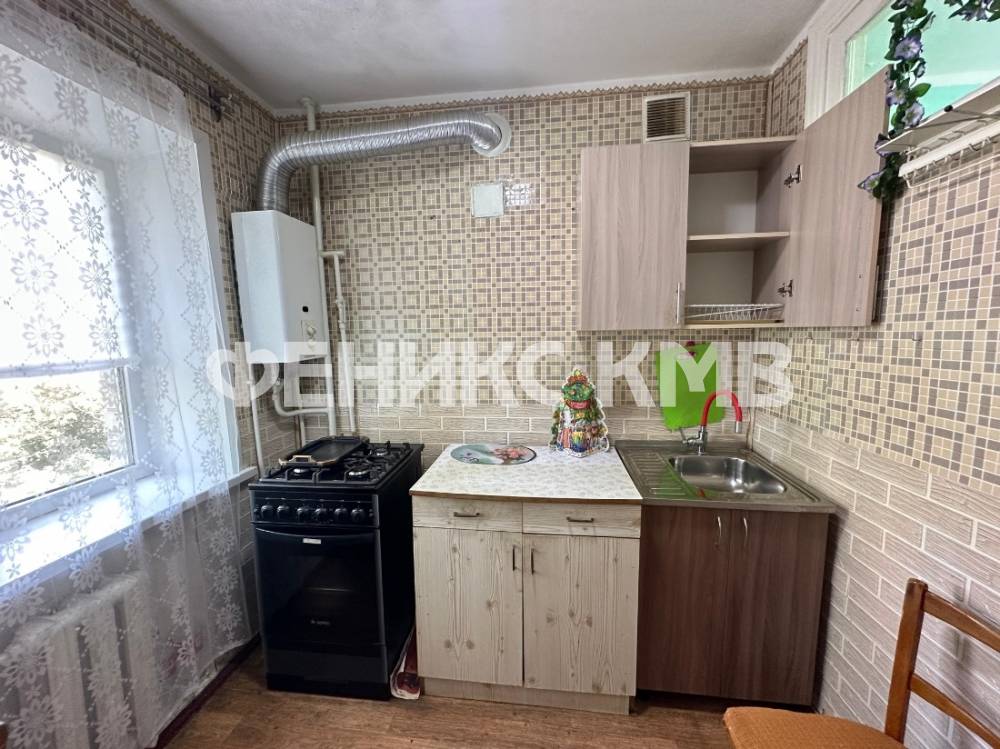 ffc3d9b9-b0a2-45e1-b871-d07a9983b10b