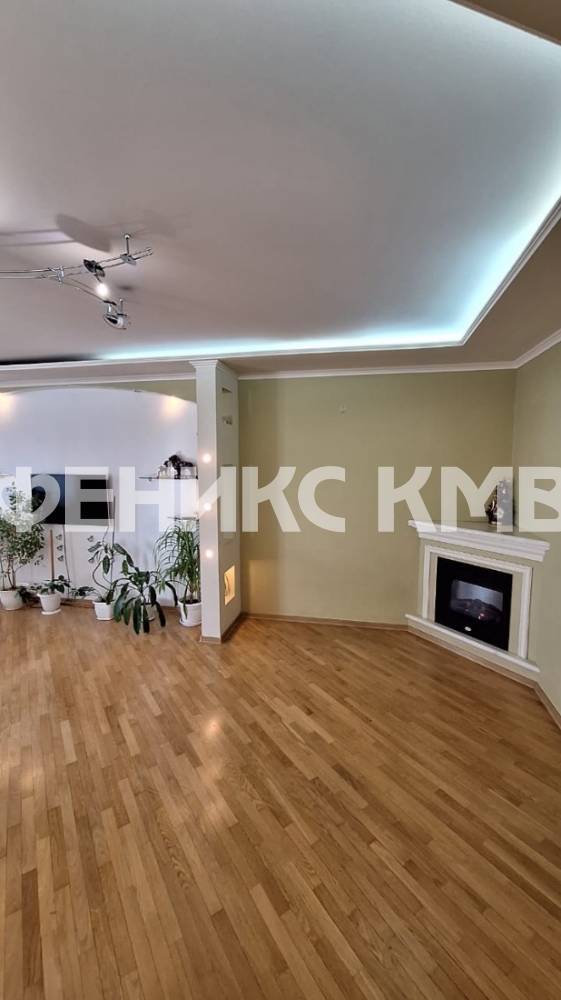 e7dc57b9-c5fa-41af-8e0d-4eef0e5897a9