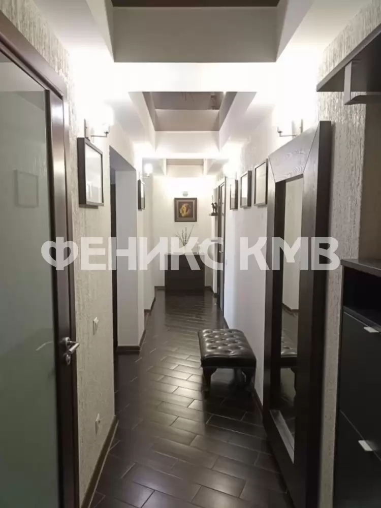 Прихожая
