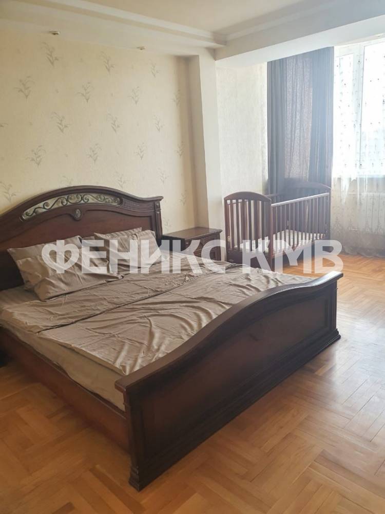 18a37470-d62d-4a78-8769-3033fdd6e77b