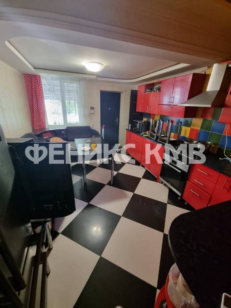 f8896085-fab3-4917-8cd5-bbc8c8192101