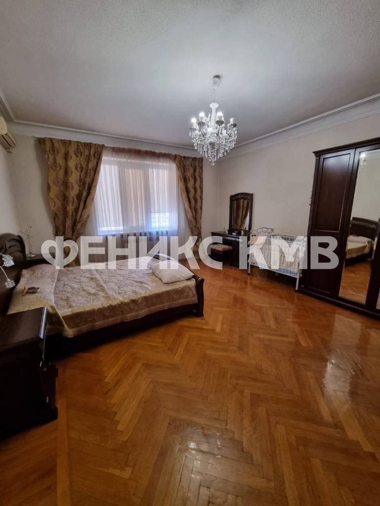 f21aefed-4ada-4166-b2a7-324b752d8aeb