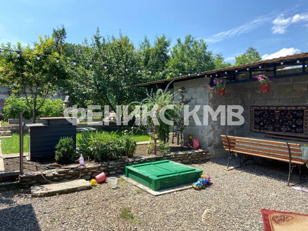 Зона отдыха сзади дома