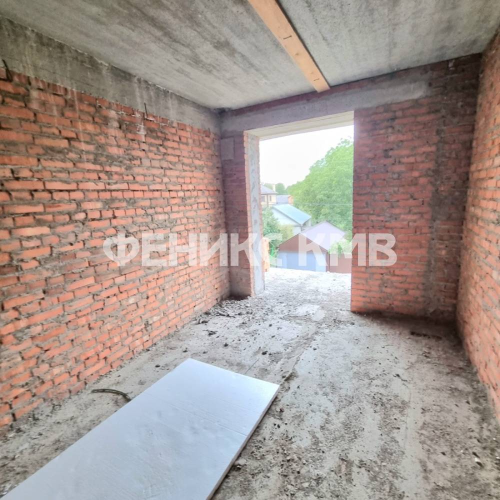 93522e48-8010-42c4-a04f-9b0da0115e04