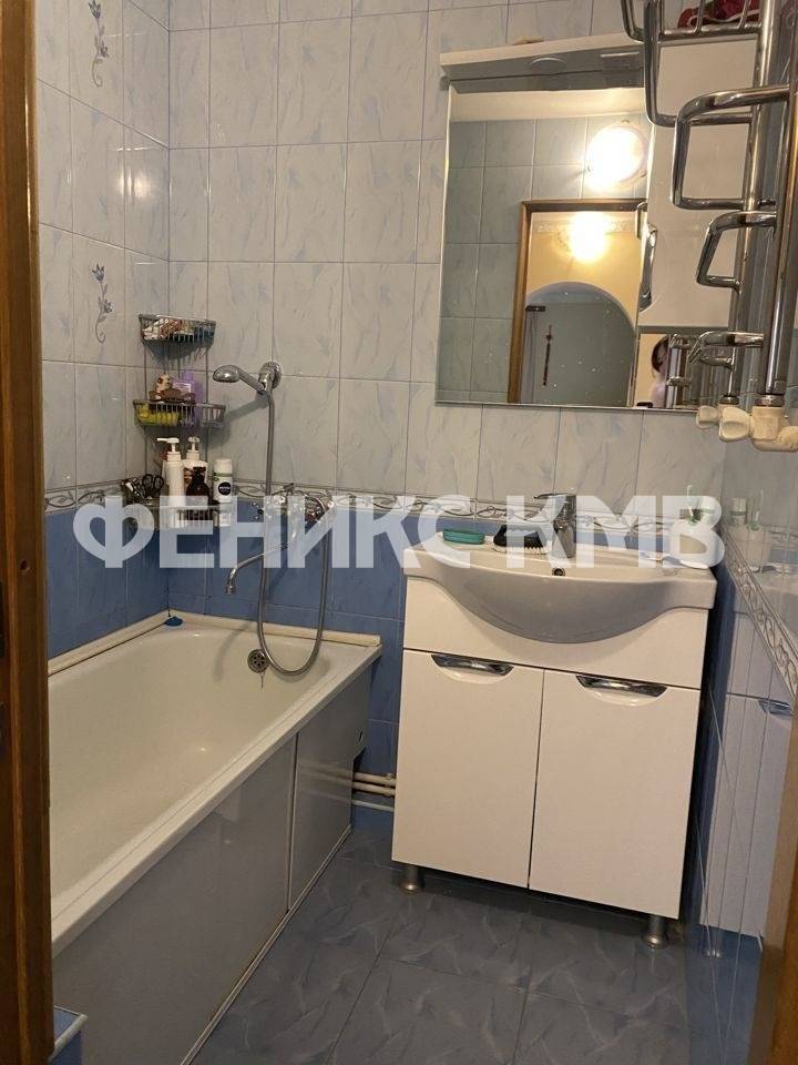 photo_5199455153789457735_y