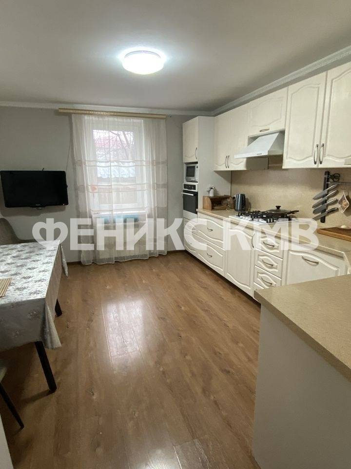 photo_5199455153789457736_y