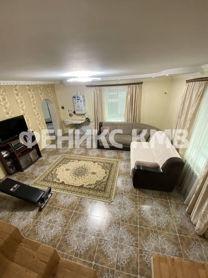 photo_5199455153789457742_y