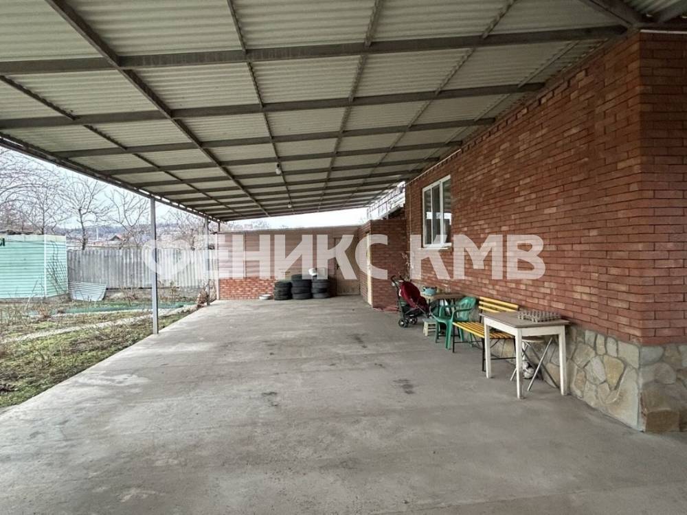 photo_5208548351174367520_y