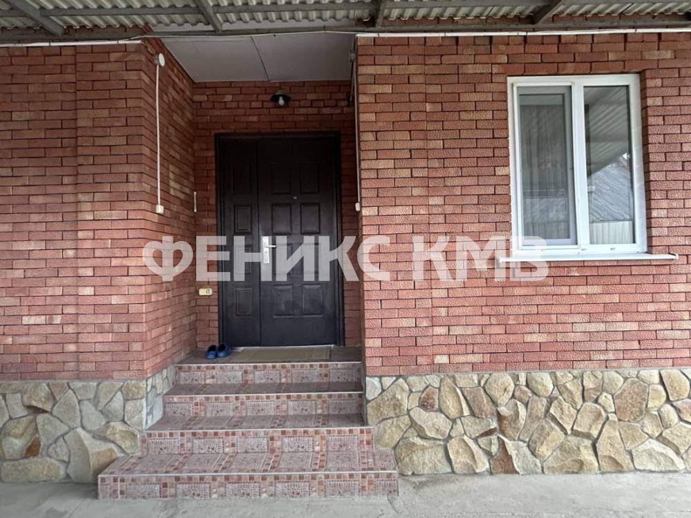 photo_5208548351174367522_y