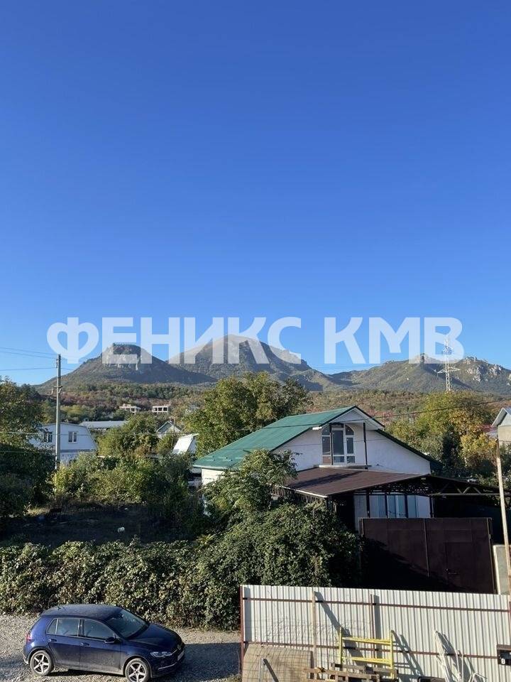 photo_5190681063884710713_y