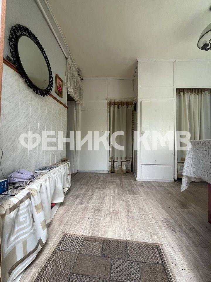 photo_5222328839642931629_y