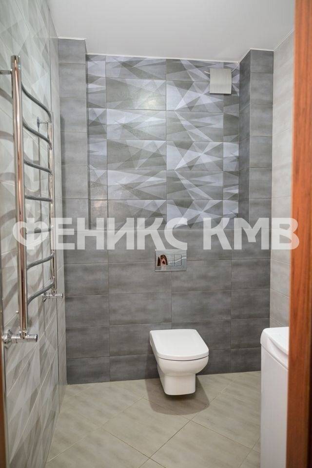 photo_5337203005604355063_y