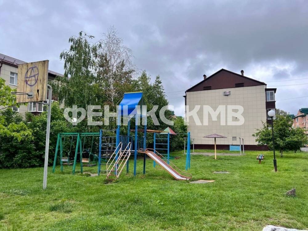 photo_5472284962628692403_y