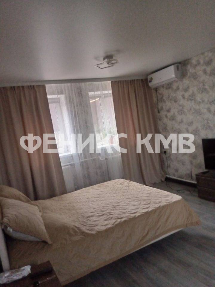 photo_5454218401741400550_y