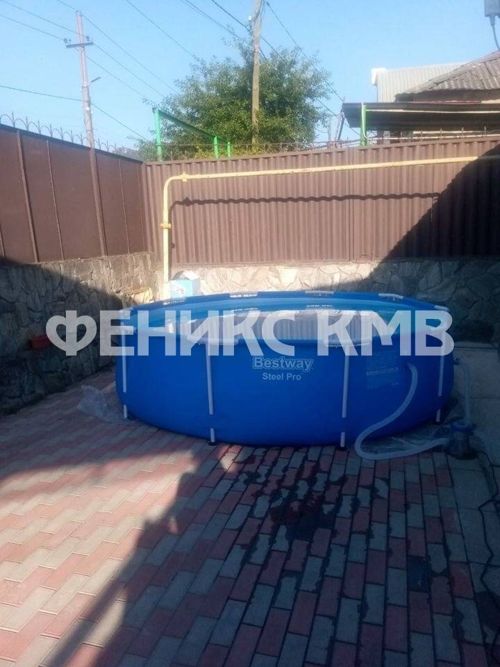 photo_5454218401741400552_y