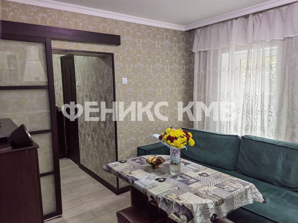 photo_5381938998412438247_y