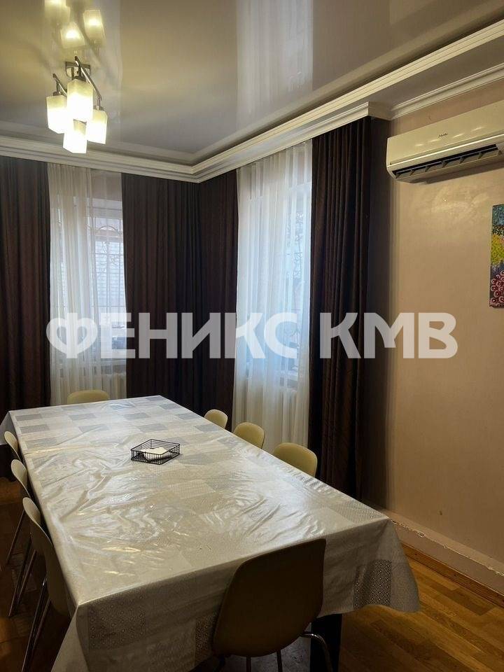 photo_5413516864987981180_y