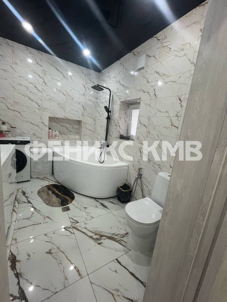 12b87fb8-819e-4702-9c3e-376ea252e2b9