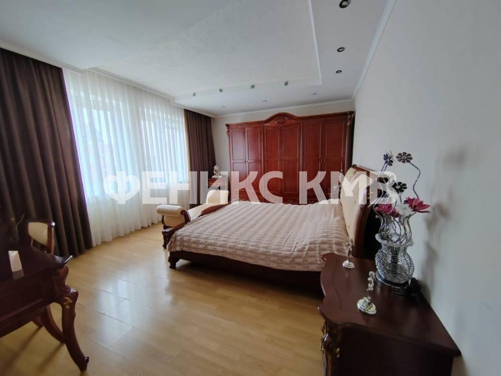 c925d1f1-7fd9-4c20-b4e0-bab3e716a3b5