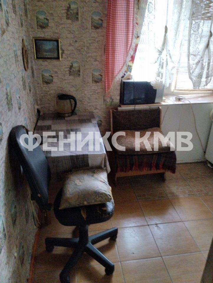 photo_5278481615732991479_y