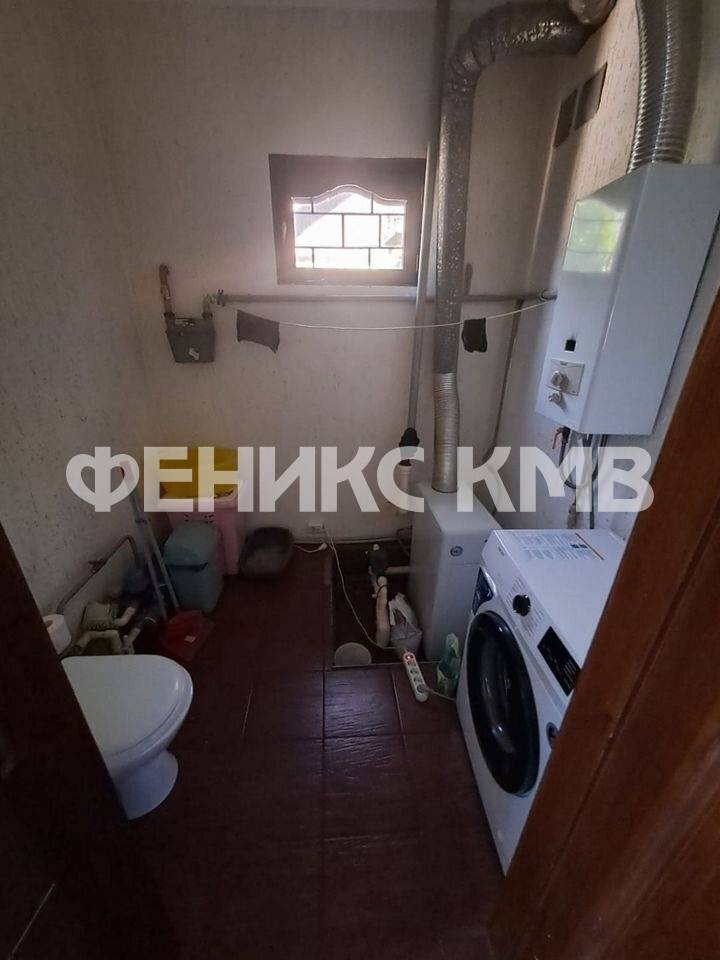 photo_5285329249596730182_y