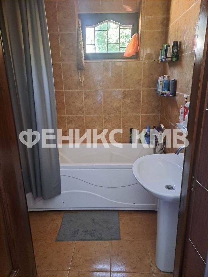 photo_5285329249596730183_y