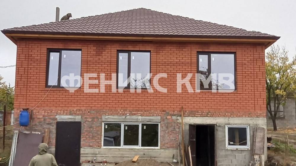 photo_5352999543131730753_y