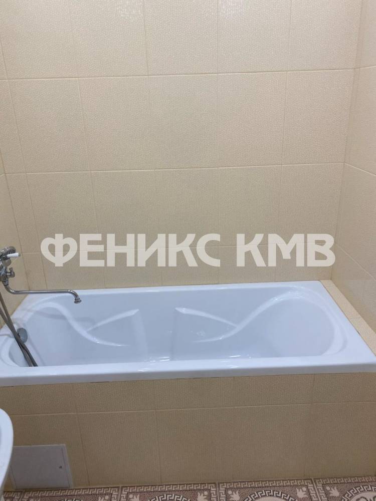 6ee532e8-c793-4202-bdd8-ffdbab0d8c55