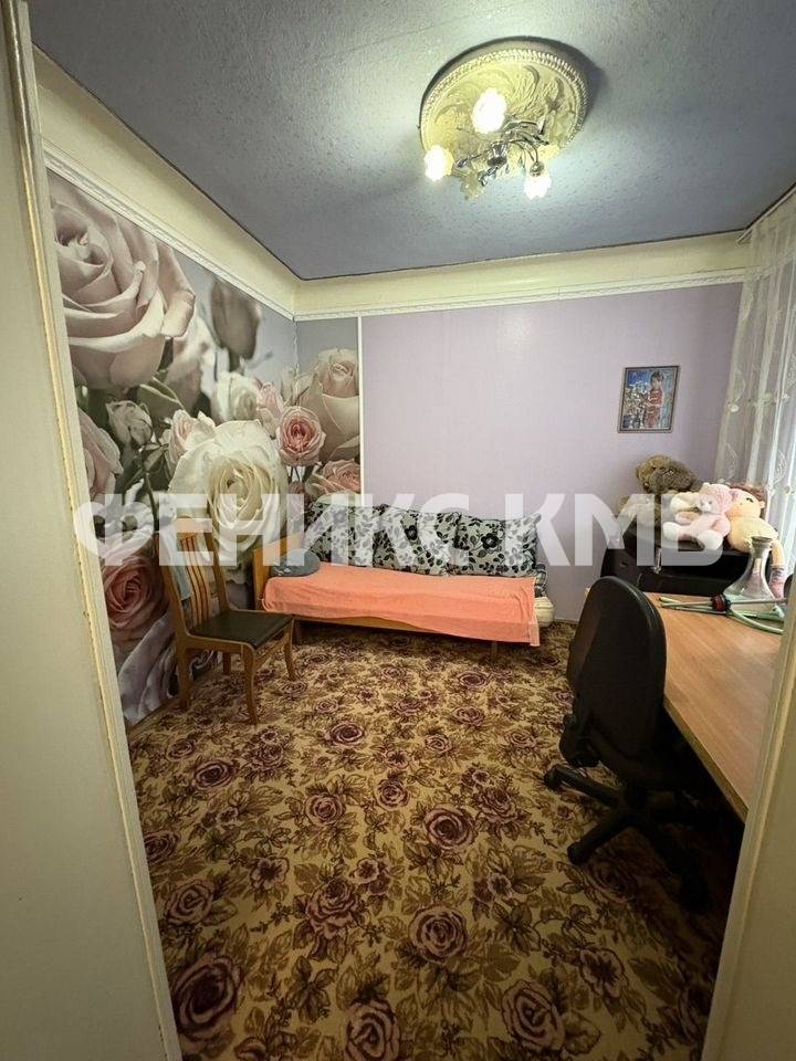 photo_5469718303057506361_y