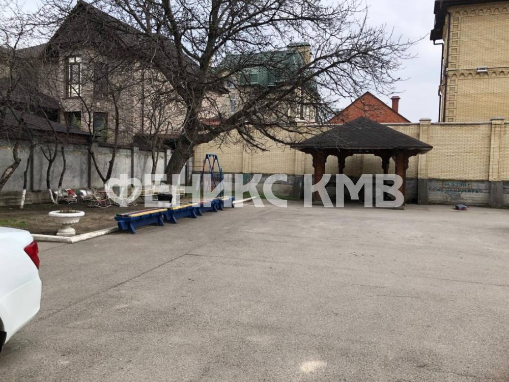 ee0c0696-5817-4edb-a5b4-e1413cbcfa1c