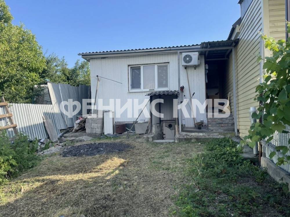 photo_5260483924646293907_y