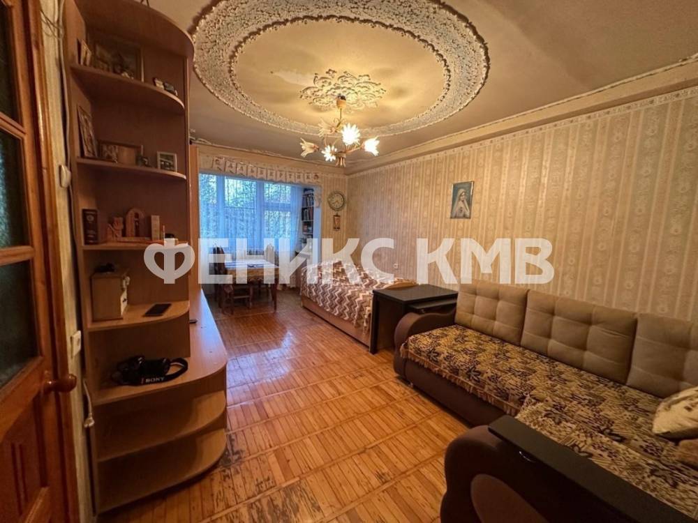 photo_5206634079955580046_y