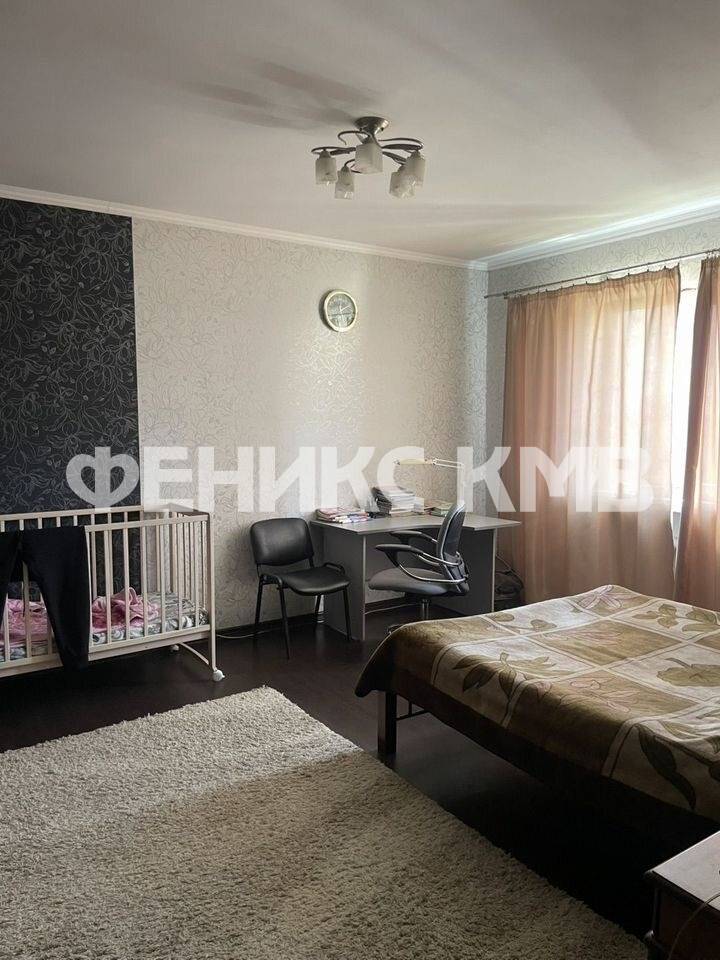 photo_5228984587252789806_y