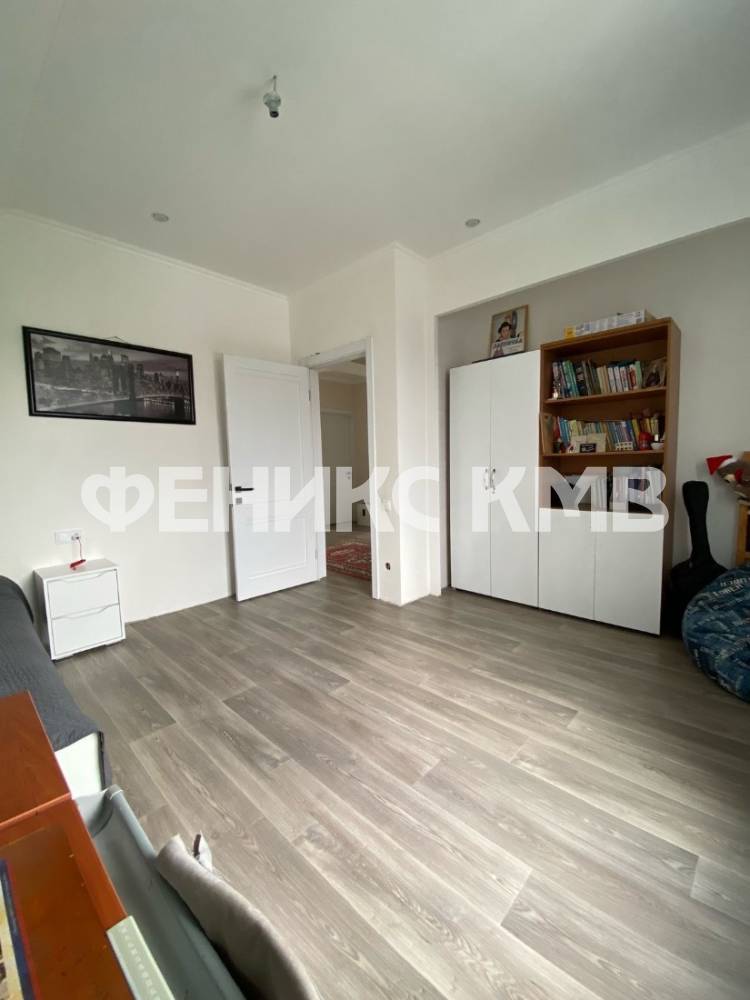 a7fff6f8-fd9b-4c67-8e04-ae3055b81983