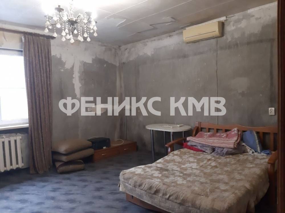 photo_5246903753452419760_y