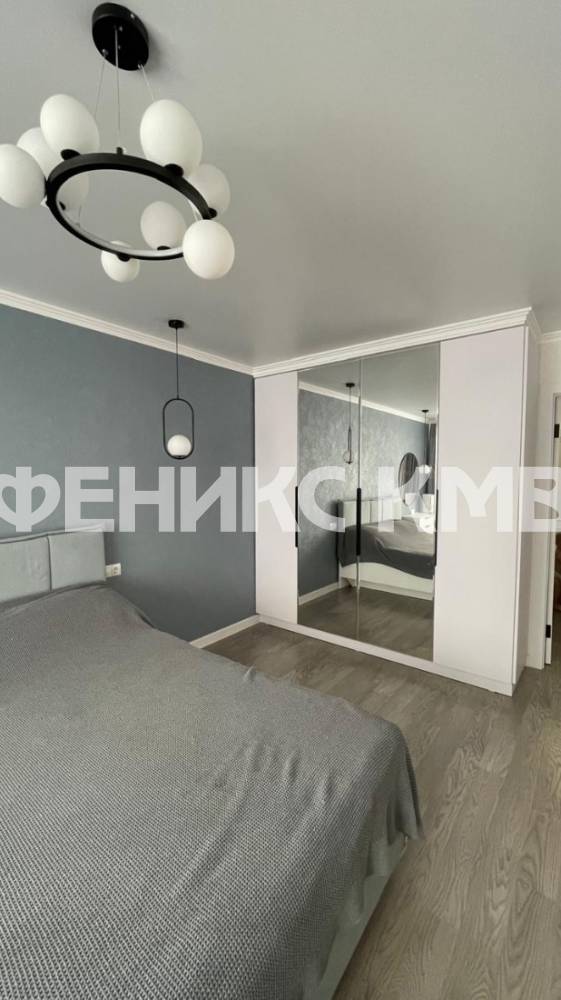 f5c90df6-34da-4d89-b661-fbc3c4e59685